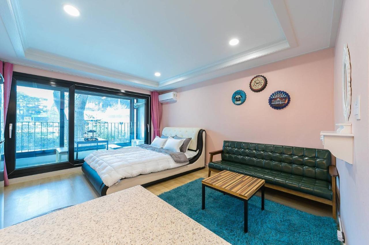 Gangneung Haesolnaeeum Pension ภายนอก รูปภาพ